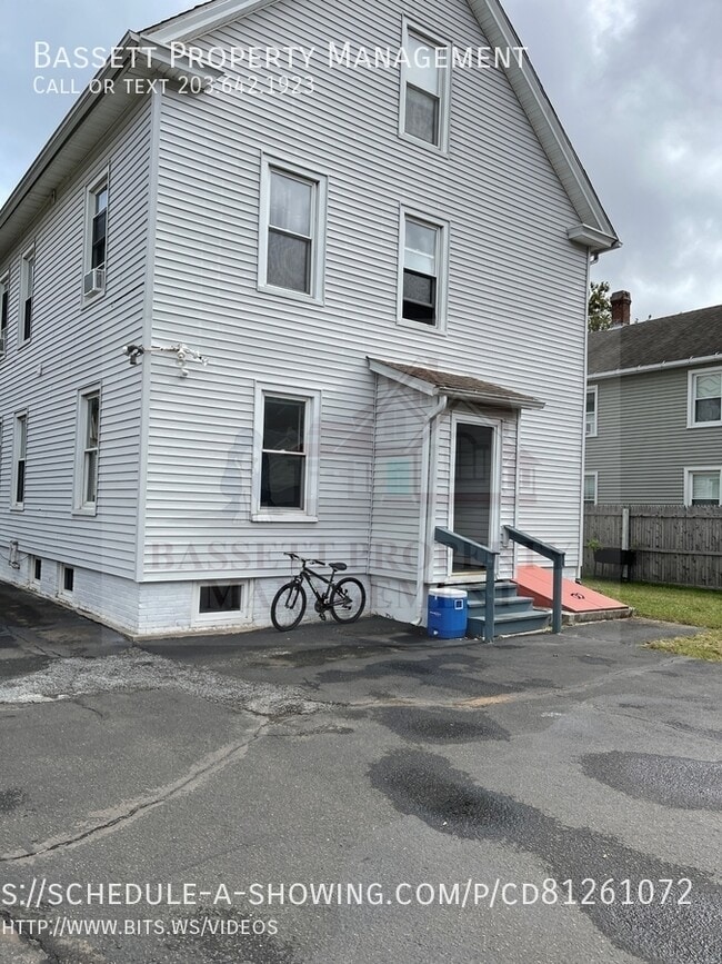92 Meadow St in Wallingford, CT - Building Photo - Building Photo
