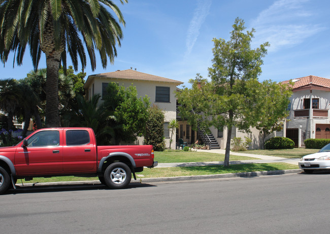 756-774 C Ave in Coronado, CA - Building Photo - Building Photo