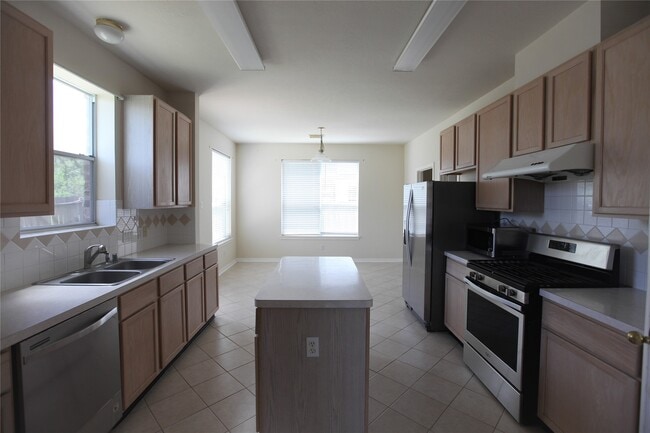 property at 607 Ashley Cove Ct