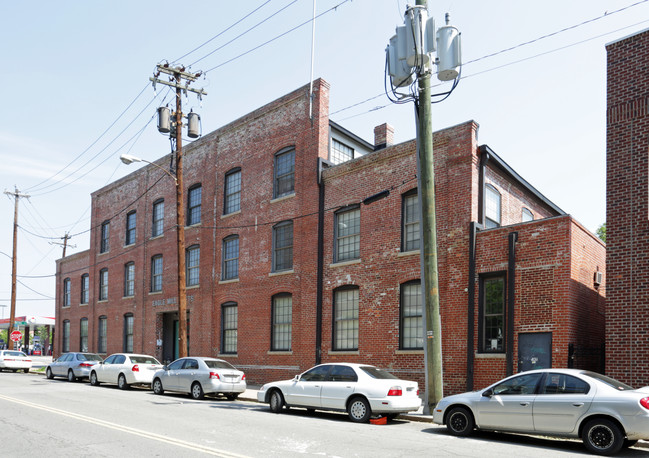 Eagle Mill Lofts in Richmond, VA - Foto de edificio - Building Photo