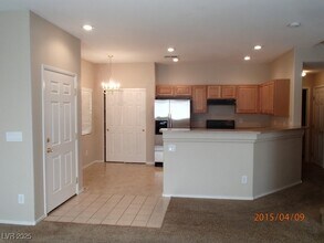 1589 Rusty Ridge Ln in Henderson, NV - Building Photo - Building Photo