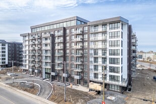 116 Hymus Boul in Pointe-claire, QC - Building Photo
