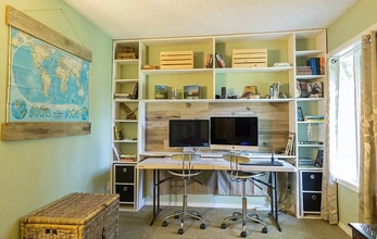 5326 NW Innisbrook Pl in Portland, OR - Foto de edificio - Building Photo