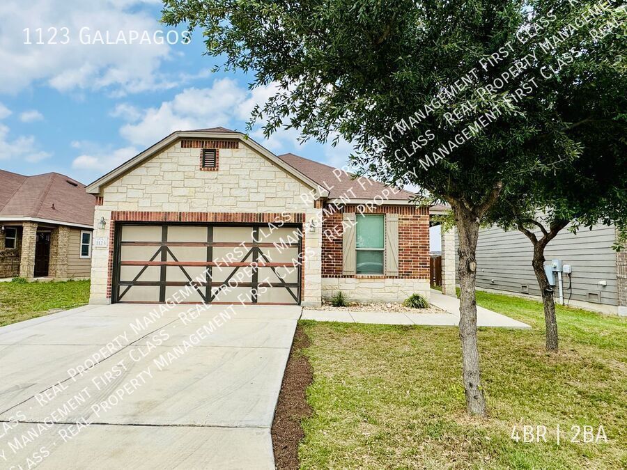 1123 Galapagos in San Antonio, TX - Building Photo
