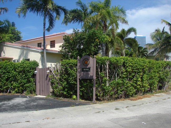 Montfiallo Bed & Breakfast in Fort Lauderdale, FL - Foto de edificio - Building Photo