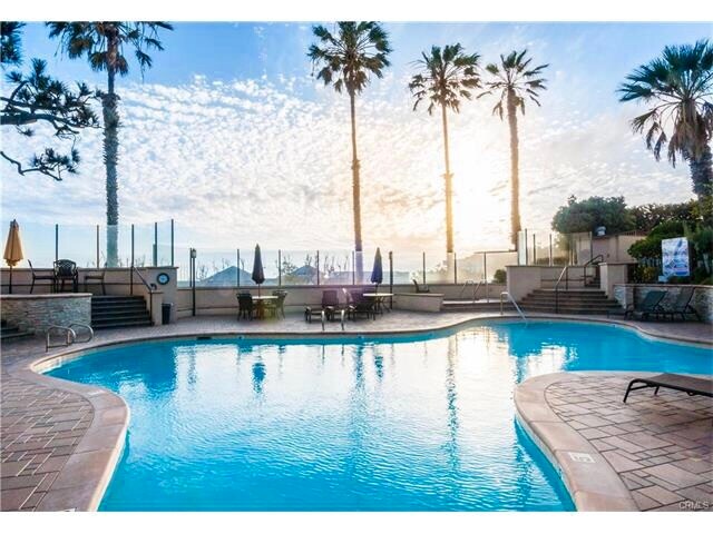 650 The Village, Unit 117 in Redondo Beach, CA - Building Photo - Building Photo