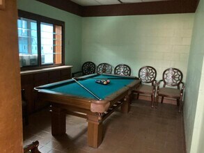 11001 Fondren Rd in Houston, TX - Foto de edificio - Building Photo