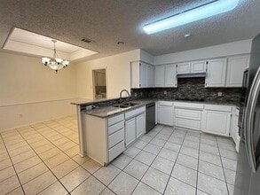 1205 Olde Towne Dr in Irving, TX - Building Photo - Building Photo