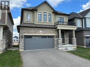 30 Scenic Ridge Gate in Brant, ON - Building Photo - Building Photo