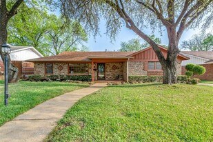 6809 Yolanda Dr in Fort Worth, TX - Building Photo