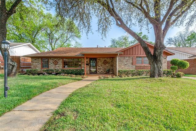 6809 Yolanda Dr in Fort Worth, TX - Building Photo