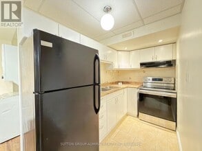 20 Aztec Ct in Richmond Hill, ON - Building Photo - Building Photo