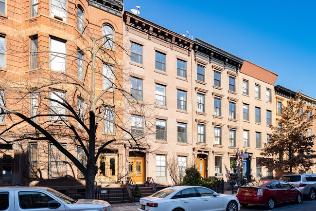 27 Saint Johns Pl in Brooklyn, NY - Building Photo - Building Photo