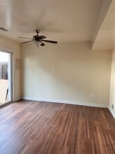 8416 Fuerte Ct in Alexandria, VA - Foto de edificio - Building Photo