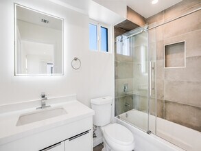 1345 Seward St in Los Angeles, CA - Building Photo - Building Photo
