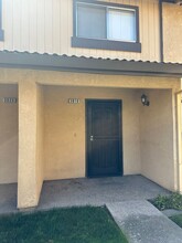 3018 Andre Ln in Turlock, CA - Building Photo - Building Photo