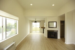 833 Orange Grove Ave in Los Angeles, CA - Building Photo