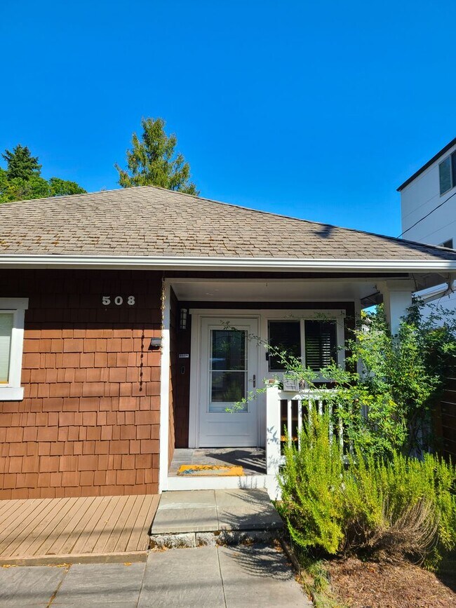 property at 508 31st Ave E