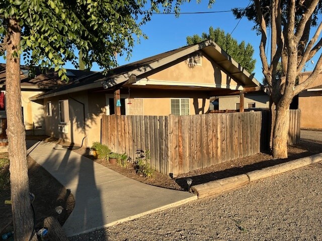 701 Wilbur Ave in Antioch, CA - Building Photo