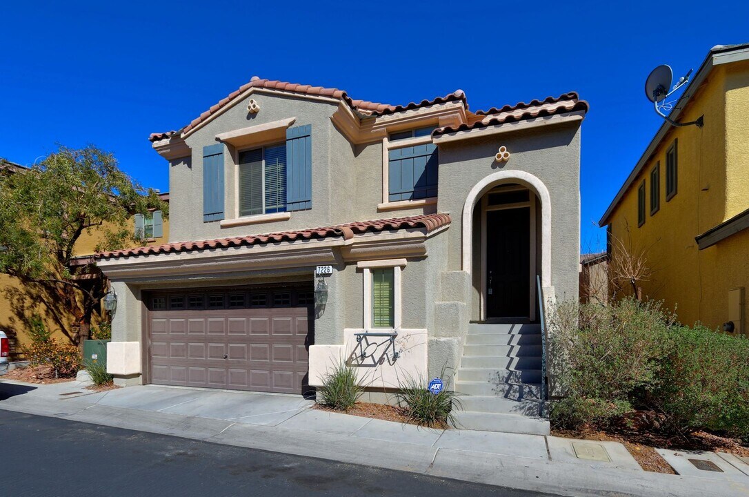 7226 Regent Pond St in Las Vegas, NV - Building Photo