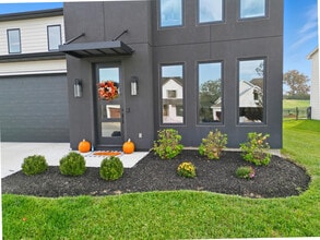 704 Angels Rst Wy in Columbia, MO - Building Photo - Building Photo