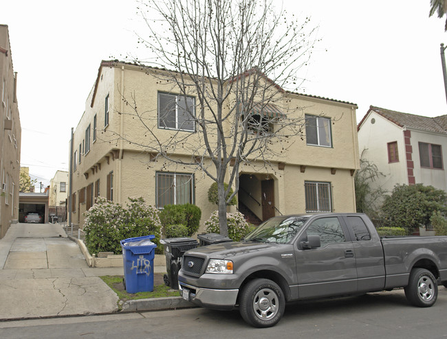 418 N Orange Grove Ave in Los Angeles, CA - Building Photo - Building Photo