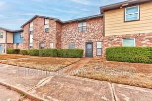 8075 NW 23rd St in Oklahoma City, OK - Building Photo