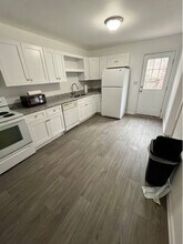 217 Northpoint Ave in High Point, NC - Building Photo - Building Photo