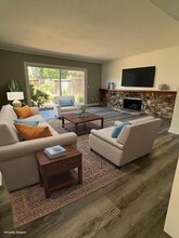 32023 Wallington Ct in Westlake Village, CA - Building Photo - Building Photo