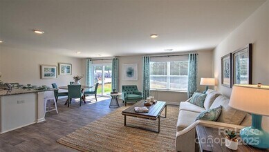 145 Monroe Creek Blvd in Asheville, NC - Building Photo - Building Photo