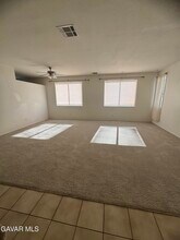 39333 Bastille Ln in Palmdale, CA - Building Photo - Building Photo