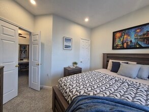 19019 E Warren Dr in Aurora, CO - Building Photo - Building Photo