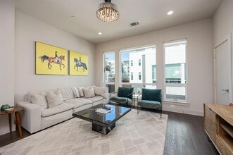 1771 Mccoy St in Dallas, TX - Building Photo - Building Photo