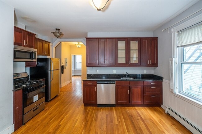 63 Mozart St, Unit 1