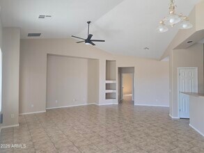 13221 S 176th Ave in Goodyear, AZ - Building Photo - Building Photo