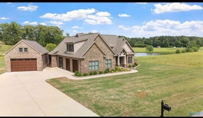 property at 3023 Marina Dr