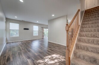 3933 Granite Ct in Aurora, IL - Building Photo - Building Photo