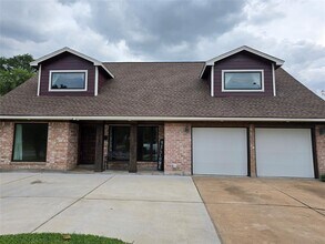 9211 Kempwood Dr in Houston, TX - Building Photo - Building Photo