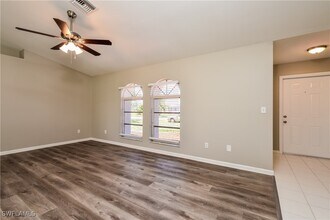 8352 Bounty Rd in Ft. Myers, FL - Building Photo - Building Photo
