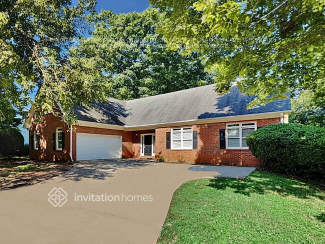 property at 5351 Tanager Terrace SW