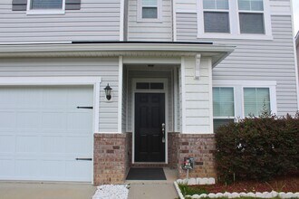 216 Lake Pointe Dr in Savannah, GA - Building Photo - Building Photo