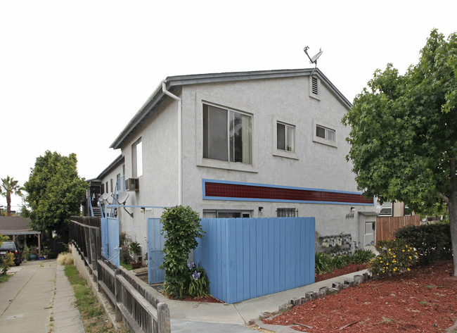 4646 Arizona St in San Diego, CA - Building Photo - Building Photo