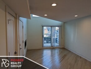 1014 W Grace St, Unit #944-F201 in Chicago, IL - Building Photo - Building Photo