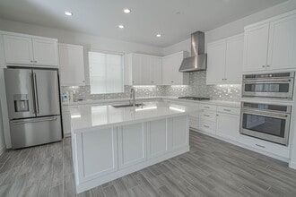 27128 W Scrub Oak Ct in Valencia, CA - Building Photo - Building Photo