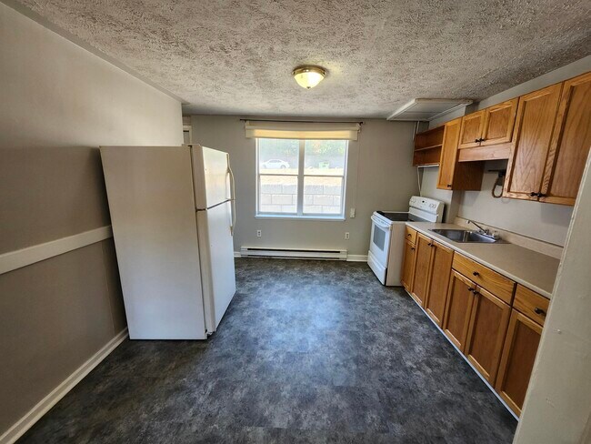 47 McKenna Crescent in Saint John, NB - Building Photo - Building Photo