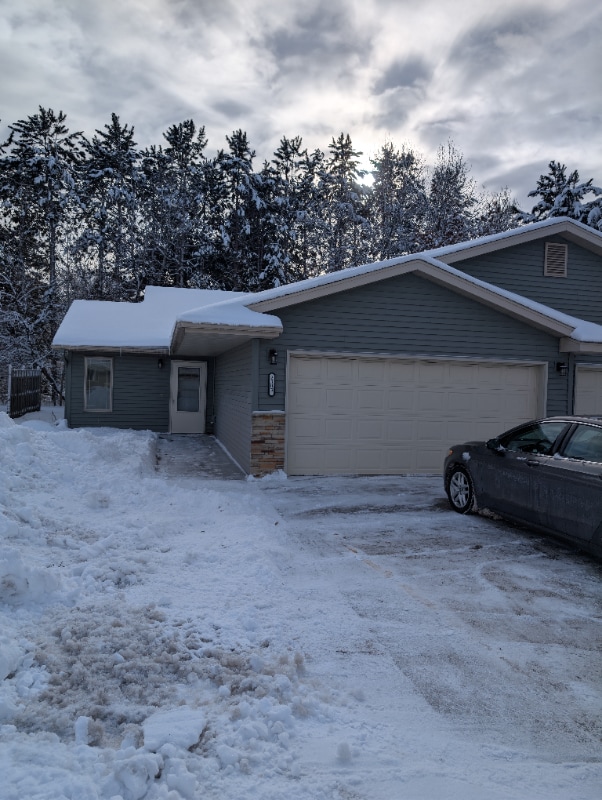 property at 2303 Damon St