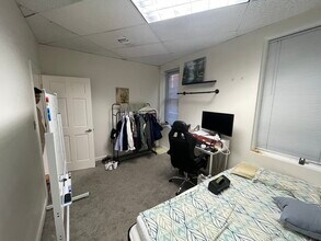 28 Kingston St in Boston, MA - Building Photo - Building Photo