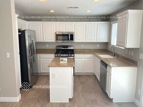 7507 Little Laramie St in Las Vegas, NV - Building Photo - Building Photo