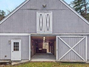 281 Brooks Station Rd in Princeton, MA - Building Photo - Building Photo