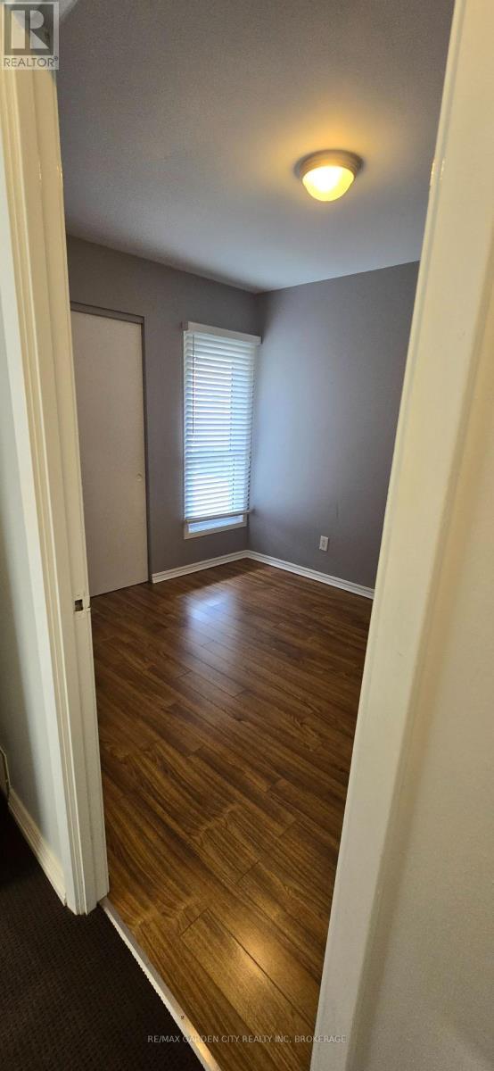 151 Parnell Rd in St Catharines, ON - Building Photo - Building Photo